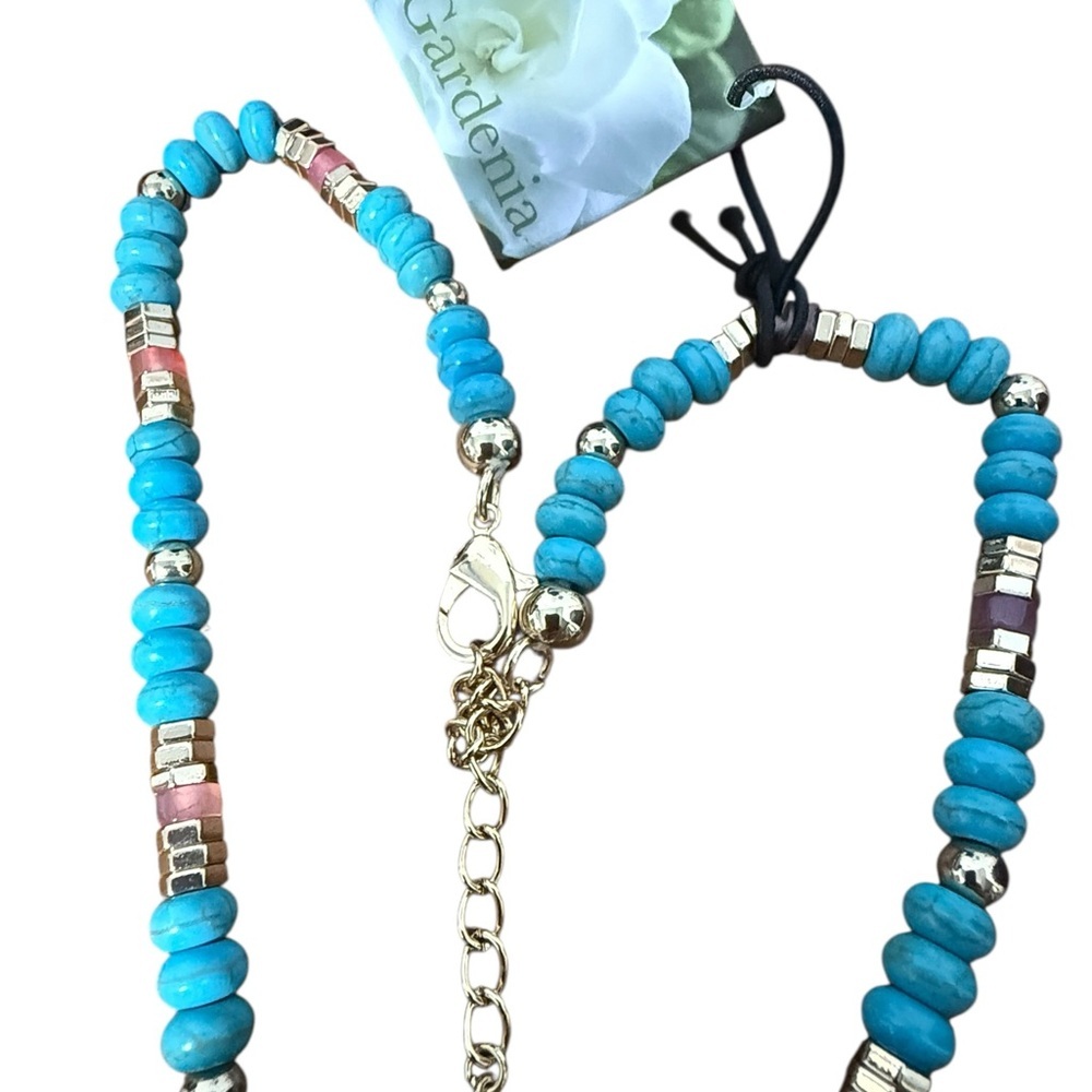 Turquoise Beach-Themed Necklace with Gold Accents - Picture 8 of 11